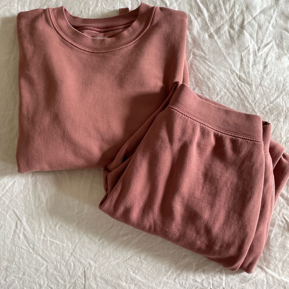 EUC girlfriend collective sweat set in Mauve size S